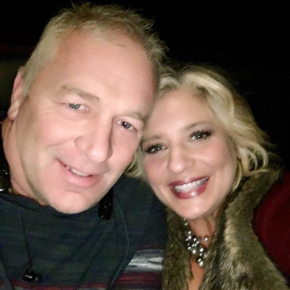 Meet your Posher, Dawn - Picture 2 of 8